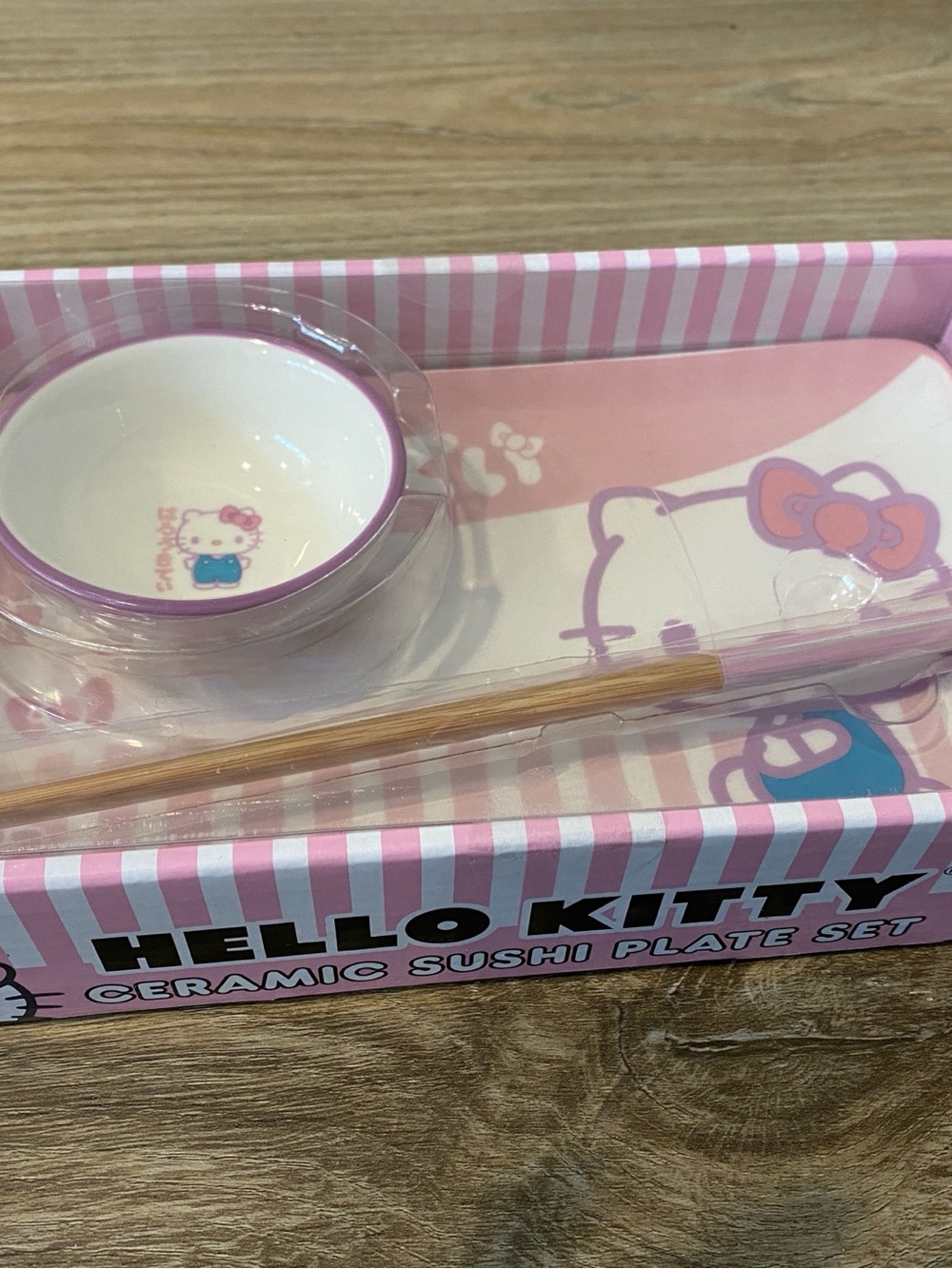 Hello Kitty Pink and White Ceramic Sushi Plate Set with Chopsticks